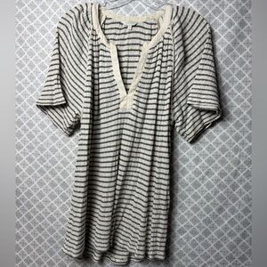 Lucky Brand Navy and Cream Knit Top